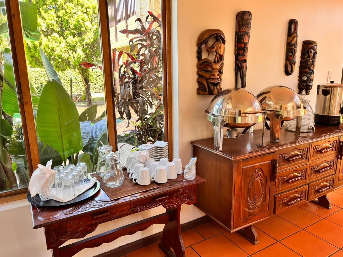 The Wood House Hotel Empangeni Bagian luar foto