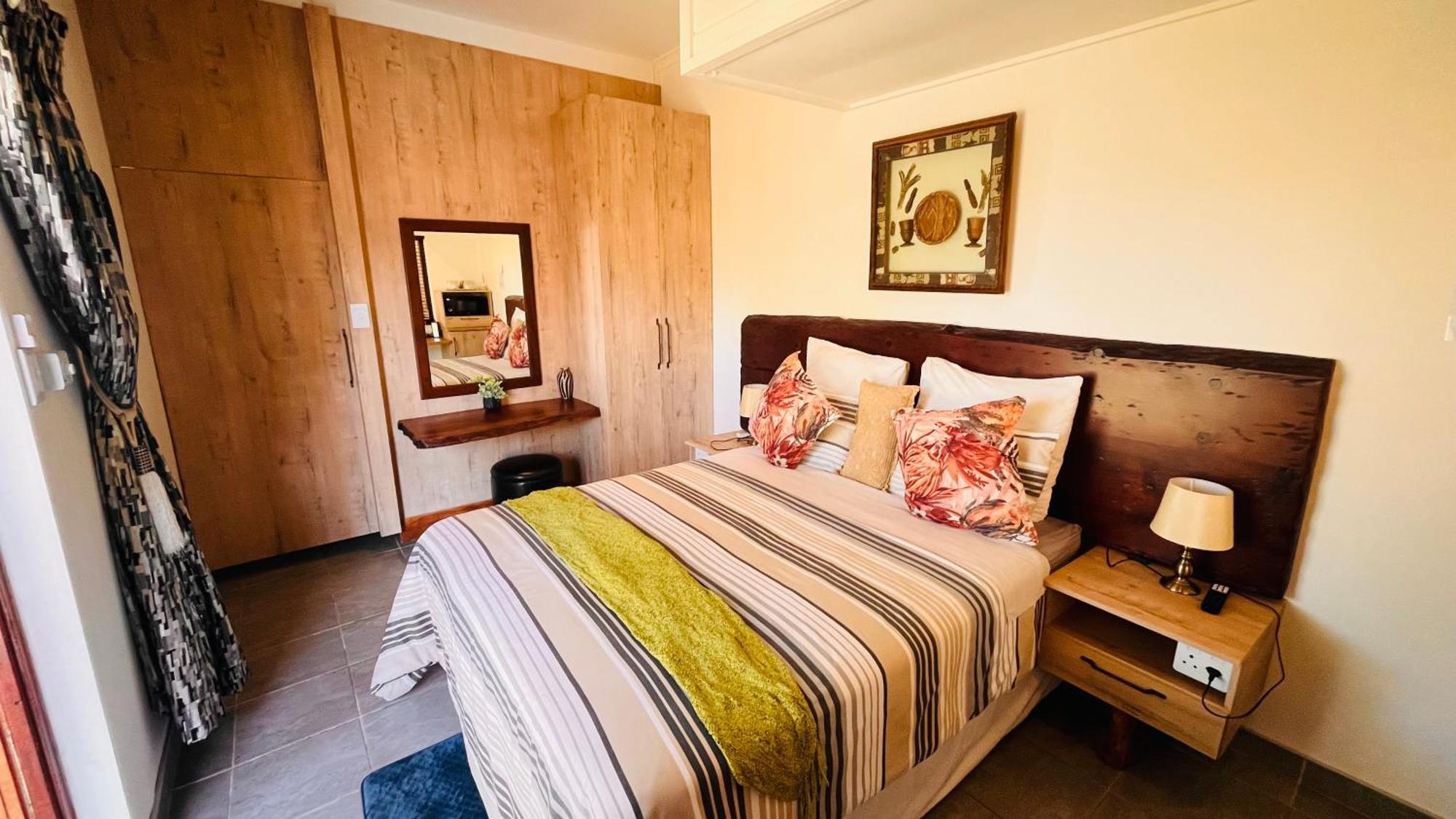 The Wood House Hotel Empangeni Bagian luar foto