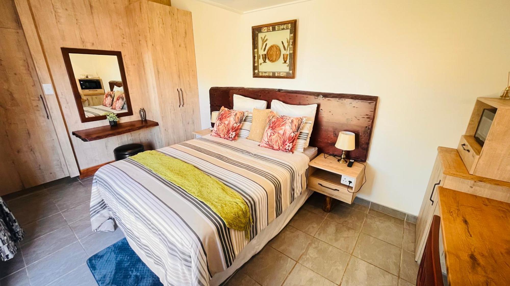 The Wood House Hotel Empangeni Bagian luar foto