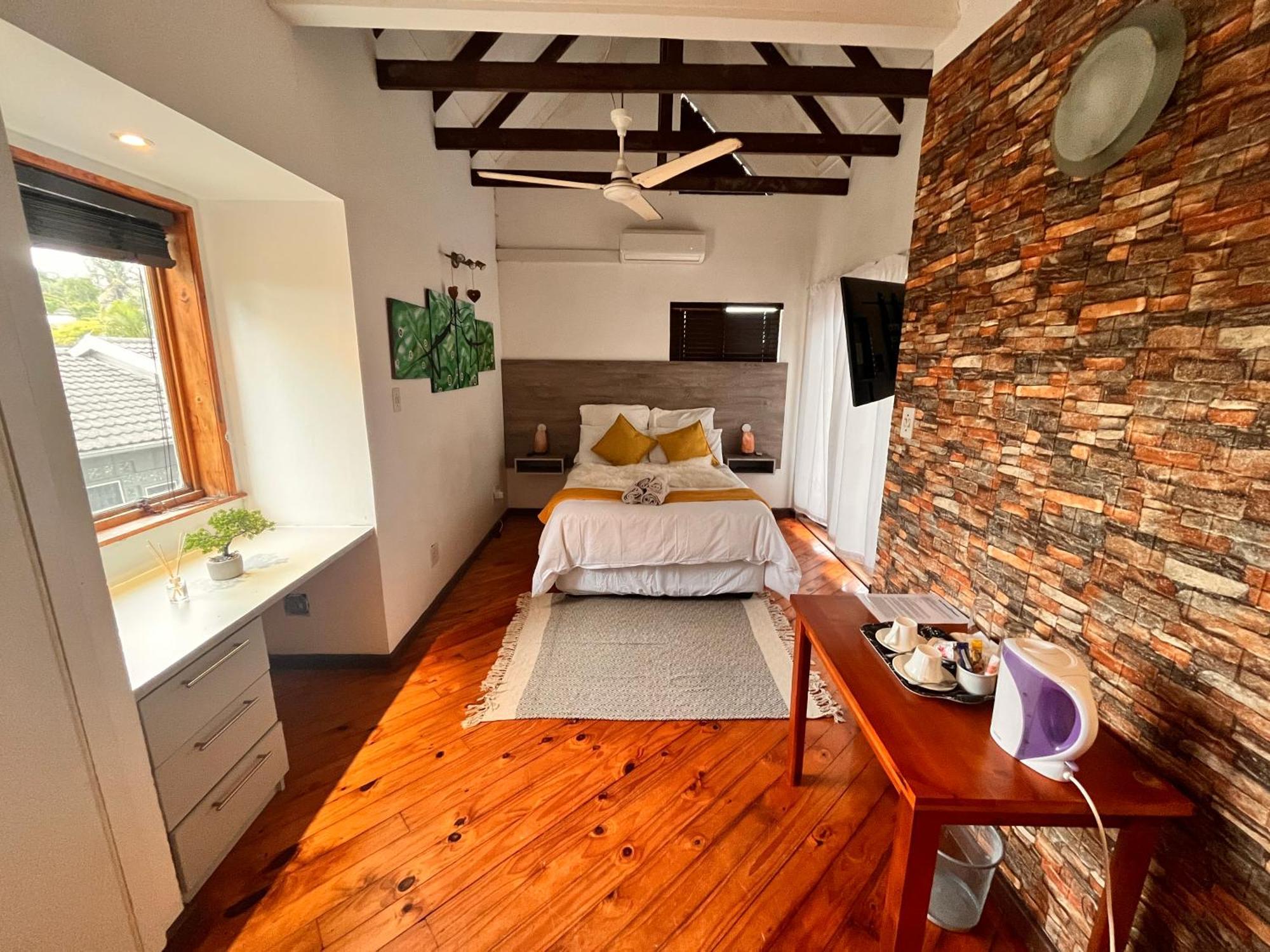 The Wood House Hotel Empangeni Ruang foto