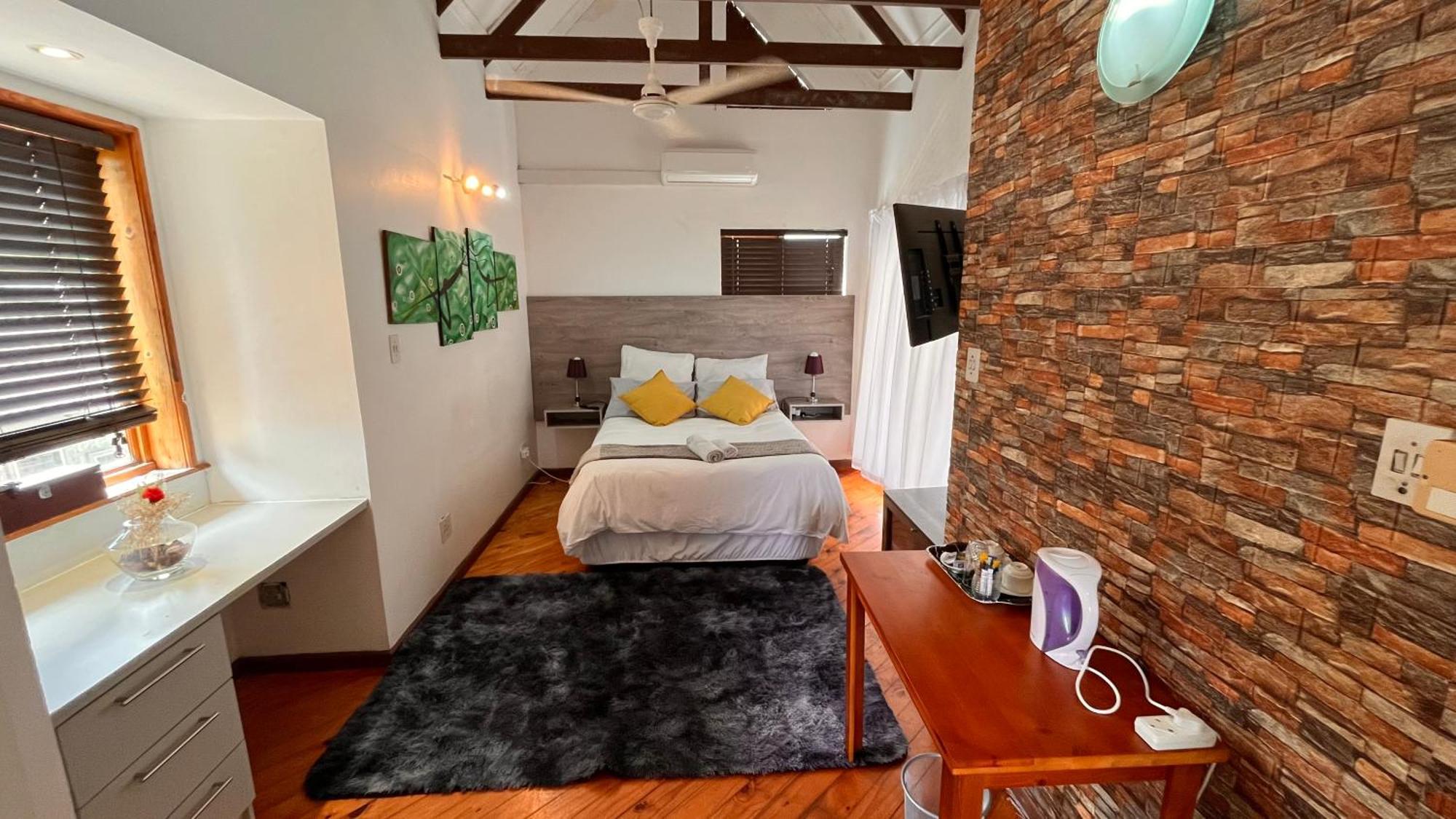 The Wood House Hotel Empangeni Ruang foto